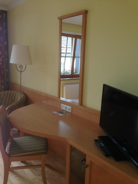 Peterwirt Hotel Bad Mitterndorf Eksteriør billede